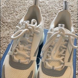 Dior sneaker all white